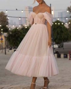 Off The Shoulder Homecoming Dress, Wedding Midi Dress, Chiffon Party Dress, A Line Prom Dress, Princess Prom Dresses, Pink Strapless Dress, Pearl Pink, A Line Prom Dresses, Necklines For Dresses