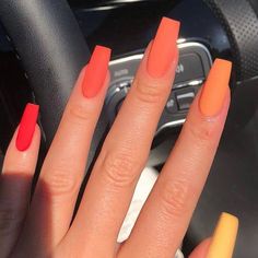 Orange Acrylic Nails, Multicolored Nails, Orange Nail Designs, Nails Today, Polygel Nails, Basic Nails, Striped Nails