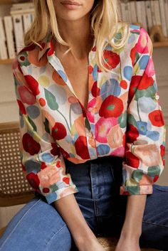 Fisdy - Camisa de manga brazalete con estampado floral y diseños vibrantes Rok Midi, Sandal Tali, Casual Long Sleeve Shirts, Spring Outfits Women, Floral Print Blouses, Outfit Casual, Plus Size Tops, Printed Blouse, Casual Outfit