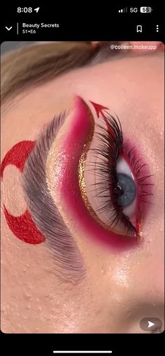 Devil Eyeliner, Eyeliner Idea, Idea Video, Holloween Makeup, Creepy Halloween Makeup, Amazing Halloween Makeup, Makeup Easy, Halloween Makeup Inspiration, Fancy Makeup