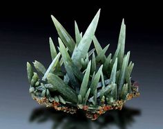 Crystal Formations, Pretty Rocks, Crystal Magic, Beautiful Rocks, Mineral Stone, Green Quartz