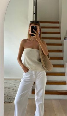 Sydney Campbell's Amazon Page Looks Adidas, Adrette Outfits, Skandinavian Fashion, Europe Outfits, Pastel Outfit, Neue Outfits, Looks Street Style, Stockholm Fashion, Mode Inspo