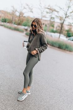 Cozy Fleece for Fall | Cella Jane Look Adidas, Causal Outfits, Sporty Outfits, Active Wear Outfits, Athletic Outfits, Sporty Style