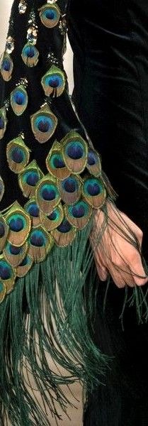 Yanina Couture, Peacock Dress, 파티 드레스, Sleeves Designs For Dresses, Couture Mode, Peacock Feathers, Designs For Dresses, Peacock Feather, Fantasy Fashion