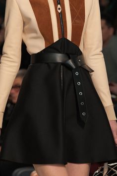 Louis Vuitton F/W 2014, Paris Fashion Week Louis Vuitton Dress Classy, Louis Vuitton Dress, Kpop Concert Outfit, Dressing Style, Apa Aja, Beauty Favorites, Fall 2014, Autumn Fall, Dress With Bow