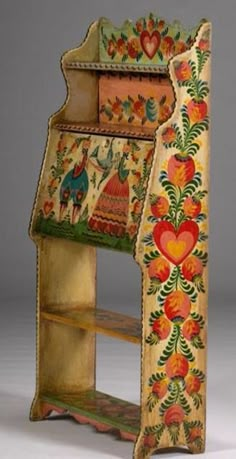 Maison Decor: Peter Hunt, Cape Cod's famous folk artist Peter Hunt Folk Art, Folk Painted Furniture, Hand Painted Furniture Diy, Folk Art Painted Furniture, Painted Desks, Peter Hunt, Hunting Painting