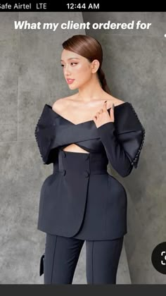 Woman Suit Fashion 2023, Suit 2023 Women, Glam Suit For Women, Women Preachers Outfits, Graduation Outfit Dress, Chic Pantsuit, Punk Editorial, Pantsuit For Women, Grad Outfits