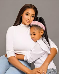 Mother Daughter Family Photos, Mother And Daughter Pictures Black, Mother And Daughter Photo Ideas Black, Black Mom And Daughter Aesthetic, Black Mom And Newborn Daughter, Mother Aesthetic, Black Mom With 2 Daughters, Mommy Son Pictures, Aesthetic Family