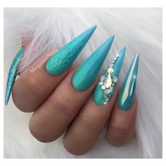 Bling Stiletto Nails, Stiletto Shaped Nails, Aqua Nails, Teal Nails, Unghie Nail Art, Turquoise Nails, Nails Yellow, Stiletto Nail Art, Super Nails