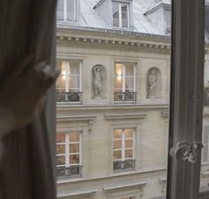 Parisian Aesthetic, Paris Dream, Parisian Life, Paris Aesthetic, Living In Paris, Dream Lifestyle, Open Window, Light Academia, Parisian Chic