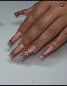 December Nails Black Women, Nail Ideas Acrylic Neutral, Jhene Aiko Concert Nail Ideas, Acrylic Nail Designs Wedding Guest, Light Brown And Gold Nails, Chill Nails Acrylic, Virgo Aesthetic Nails, Medium Length Nails Fall, Cute Nail Ideas For Fall Simple