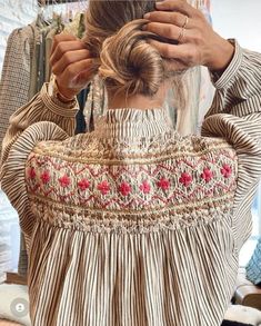 Modern Smocking, Jennifer Sumko, Instagram Not, Smocking Fashion, Smocking Pattern, Friday Mood, Smocking Patterns, Girls Smock, Hand Smock