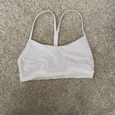 Barely Worn, Look Brand New Size 6 Lululemon Bras. Pads Were Taken Out And Could Not Be Found Cozy Clothes, Lululemon Bras, Birthday Wishlist, Cozy Outfit, Gray White, Lululemon Athletica, Size 6, Brand New, Bra