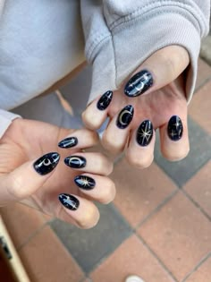 Night Nail Art, Designs Y2k, Nails Spooky, Nail 2022, Spooky Nail, Navy Nails, Witch Nails, Nails Y2k