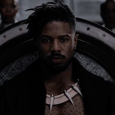 King Killmonger, Multiverse Art, Fic Inspiration, Tiktok Crush, Troilus And Cressida, Mcu Icons, Twin Flame Art, Military Images