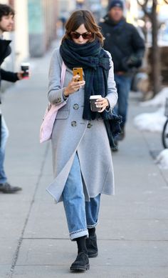 El vaquero boyfriend Jeans Trend, Cooler Look, Fashion Weeks, Alexa Chung, Dakota Johnson, Look Vintage, 가을 패션