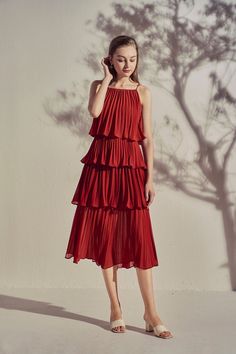 Midi Silk Dress, Little Red Dress, Silk Chiffon Dress, Red Chiffon, Pleated Chiffon, Silk Midi Dress, Red Top, Womens Midi Dresses, Color Card