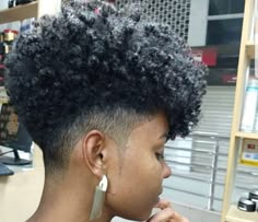 Natural Hair Mohawk, Tapered Natural Hair Cut, Natural Hair Haircuts, Short Natural Haircuts, Twa Hairstyles, Tapered Natural Hair, Natural Hair Cuts, Tapered Hair, Natural Hair Short Cuts