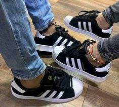 Retro 4, Adidas Gazelle Sneaker, Adidas Samba Sneakers, Adidas Gazelle, Adidas Samba, Adidas Sneakers, Fashion Shoes, Mens Outfits