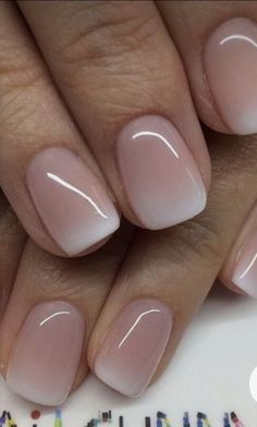 Machiaj Smokey Eyes, French Manicure Nails, Blush Nails, Pink Nail Polish, Pink Nail