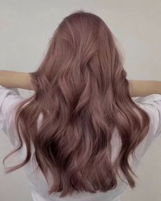 Purple Mauve Hair, Lavender And Peach Hair, Pink Lavender Hair Color, Pink Lavender Brown Hair, Dusty Peach Hair, Dark Blonde Purple Hair, Dusty Pink Brown Hair, Dark Muted Pink Hair, Subtle Lavender Hair