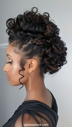 This elegant updo features voluminous curls arranged intricately on the crown, with soft tendrils framing the face. The side profile showcases the detailed curling pattern and adds a touch of softness to the sophisticated look. This hairstyle is ideal for formal events, emphasizing both glamour and delicacy. Hair Upstyles Wedding, Naturally Curly Hair Updo, Updo Curly Hair, Curly Hairstyles Ideas, Curly Hairstyle Ideas, Curly Bridal Hair, Perfect Curly Hair