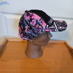 Nwt Muddy Girl Ladie��’s Pink Camo Hat. Osfa Pink Outdoor Hat, One Size Fits Most, Pink Visor Hats One Size, Pink Visor Hat One Size Fits Most, Pink Visor Hat, Outdoor Pink Baseball Cap One Size, Pink Outdoor Baseball Cap, Adjustable Pink Hats For Outdoor, Trendy Pink Visor Hat, Pink Adjustable Trucker Hat For Outdoor