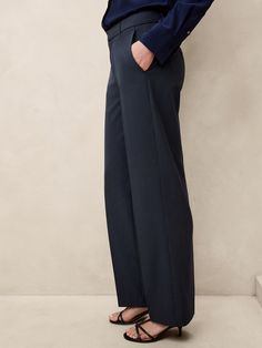 Sculpted Straight Pant | Banana Republic Factory Modern Workwear Pants With Zip Fly, Chic Straight Career Pants, Chic Career Straight Pants, Chic Straight Leg Career Bottoms, Chic Tailored Full-length Dress Pants, Tailored Tapered Leg Bottoms For Career, Tailored Tapered Leg Career Bottoms, Chic Fall Career Bottoms, Chic Career Pants For Fall