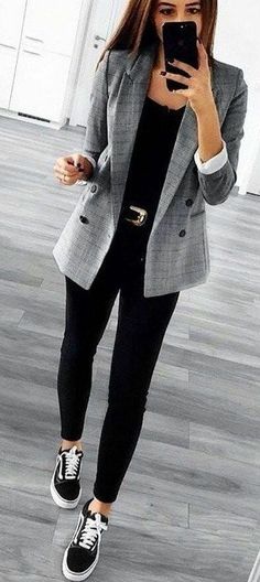 Plaid Blazer Outfit, Summer Business Casual Outfits, Colorful Things, Classy Summer Outfits, Office Casual Outfit, Spring Work Outfits, Office Outfits Women, Business Casual Outfits For Work