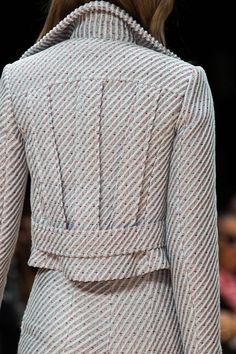 @minimalmaxx Fashion Details, Couture Fashion, Paris Fashion, Runway Fashion, Paris Fashion Week, Jean Jacket, The Back