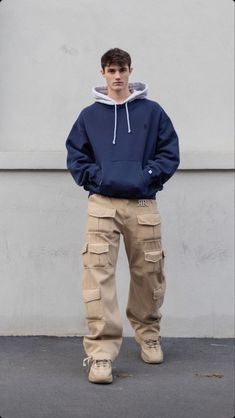 Mannequin wearing reaven collection Buggy Pants Outfits Men, Outfits For Fat Men, Casual Hoodie Outfit, Earth Tone Streetwear, Earth Tone Outfits Men, Streetwear Outfit Men, Dj Clothes, Hoodie Outfit Casual