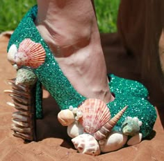 I would love to have a mermaid wedding! Tastefully, of course :) Mermaid Heels, Muses Shoes, Mermaid Shoes, Ugly Shoes, Mermaid Beach, Mermaid Party