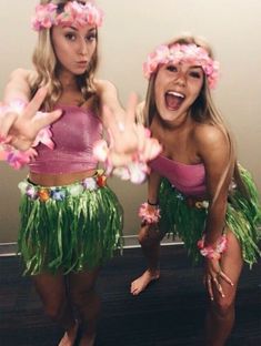 College Halloween Costume Ideas, Halloween Costume Couple, College Halloween Costume, Best Friend Halloween Costumes, Halloween Costumes College Girls