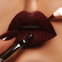 The Black Dahlia lip tar - gorgeous, super pigmented, matte and vampy… Maroon Matte Lipstick, Burgundy Lips, Matte Lipstick Shades, Batons Matte, Lip Art, Beautiful Lips, Lipstick Shades