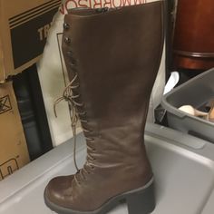 Brand New Without Tag Lace-Up Combat Boots - Size 8 In Chocolate Brown. They Lace Up The Front And Also Have A Side Zip. No Brand Listed. No Box. Trying To Clear Out, Feel Free To Ask Any Questions. Lace Up Combat Boots, Brown Boots, No Brand, Lace Up Boots, Chocolate Brown, Side Zip, Shoe Laces, Combat Boots, Lace Up