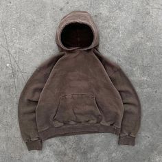 Brown Hoodie Aesthetic, Christian Clothing Brand, Ugly Outfits, Hoodie Aesthetic, Brown Hoodie, Unique Hoodies, T Dress, Vintage Hoodie, Vintage Hoodies