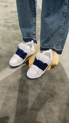 Ugly Outfits, Fashion Shoes Sneakers, Swag Shoes, Fall Fashion Outfits, Sneaker Heels, Designer Sneakers