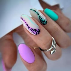 Cheetah Nail Designs, Summer Nails 2023, Pretty Nail Art Designs, Animal Print Nails, Nail Art Designs Videos, Nails 2023, Pretty Nail Art, Dipped Nails