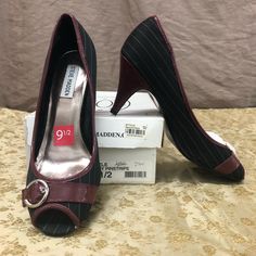 *New In Box* Size 9 1/2 Burgundy/Charcoal With Pin Stripes. Shoes 2000s Style, Y2k Kitten Heels, Goth High Heels, Heels And Socks, Fran Fine, Cozy Boots, Shoes Steve Madden