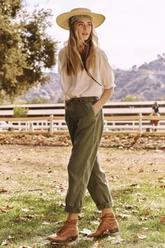 Safari Outfit Women, Moda Safari, Jungle Outfit, Safari Fashion, Safari Outfit, Safari Outfits, Safari Chic, Adventure Outfit