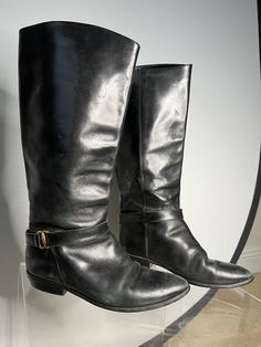 Vintage Etienne Aigner Riding style boots size 6M 1970s. In worn condition photo show the boots as is. Riding Boots Fashion, Etienne Aigner, Boot Shoes Women, Vintage Ladies, Womens Boots, Shoe Boots, Bathing Beauties, Women Shoes, Boots