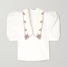 21 Tops That Will Make Your Leggings Feel Fancy | Who What Wear UK Blouse Street Style, Best White Shirt, Tokyo Street Fashion, Poplin Blouse, Fancy Tops, Asos Tops, Embroidered Collars, Amina Muaddi, Kaia Gerber