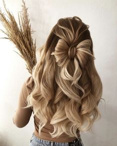 Cute Hair Styles For Hoco, Teenage Wedding Hairstyles, Wedding Hairstyles Blonde Half Up, Grad Hairstyles For Long Hair Graduation, Hairstyles For A Bridesmaid, Frizura Za Maturu, Thanksgiving Hairstyles For Curly Hair, Ideje Za Frizure, Hair Styles For Events Classy