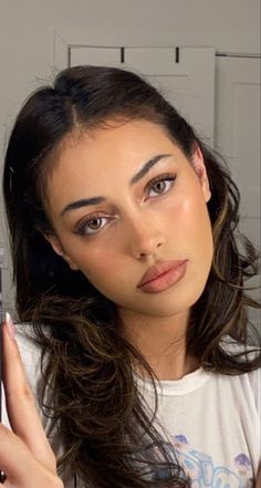 Pretty Nose Front View, Bambi Eyes Girl, Cindy Kimberly Nose, Perfect Nose Front View, Tips For Glowing Skin, Rhinoplasty Nose Jobs, Pretty Nose, Perfect Nose, Zodiac Academy