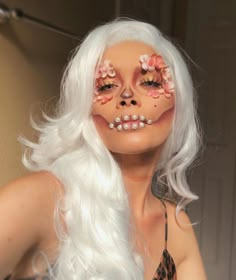 Skeleton Makeup Easy, Makeup Look For Halloween, Easy Skeleton Makeup, Makeup Steps, Halloween Makeup Diy, Skeleton Makeup