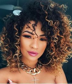 Colored Curly Hair, Beautiful Hair Color, Lace Hair, Hair Quality, Curly Wigs, Lace Frontal Wig, Afro Hairstyles