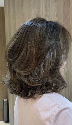 Cute trendy hairstyle ideas | Layered haircut ideas Hairstyles Asian, Dreads Hairstyles, 60s Women, Hairstyles For Layered Hair, Haircuts For Wavy Hair, Short Layered Haircuts, Women's Hairstyles