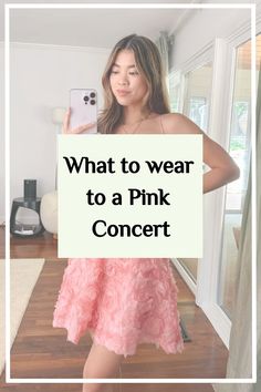 Looking for a simple, cute, and aesthetic outfit idea for a pink concert? Check out this stylish ensemble perfect for standing out in the crowd! What To Wear To A Pink Concert, Pink Converse Outfit, Outfit Ideas For Summer