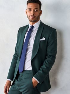 Elegant Tuxedo For Gala, Tailored Elegant Tuxedo For Gala, Luxury Green Formal Suits, Elegant Tailored Blazer For Gala, Tailored Elegant Blazer For Gala, Elegant Green Suit With Pressed Crease, Elegant Festive Suits For Gala, Green Luxury Blazer For Formal Occasions, Luxury Green Formal Blazer