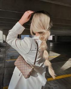 Style Long Hair, Bubble Ponytail, Peinados Fáciles Para Cabello Corto, Hairstyle Inspo, Hair Envy, Volleyball Hairstyles, Hairstyles For Long Hair